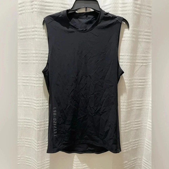 Lululemon men’s license to train muscle tank black